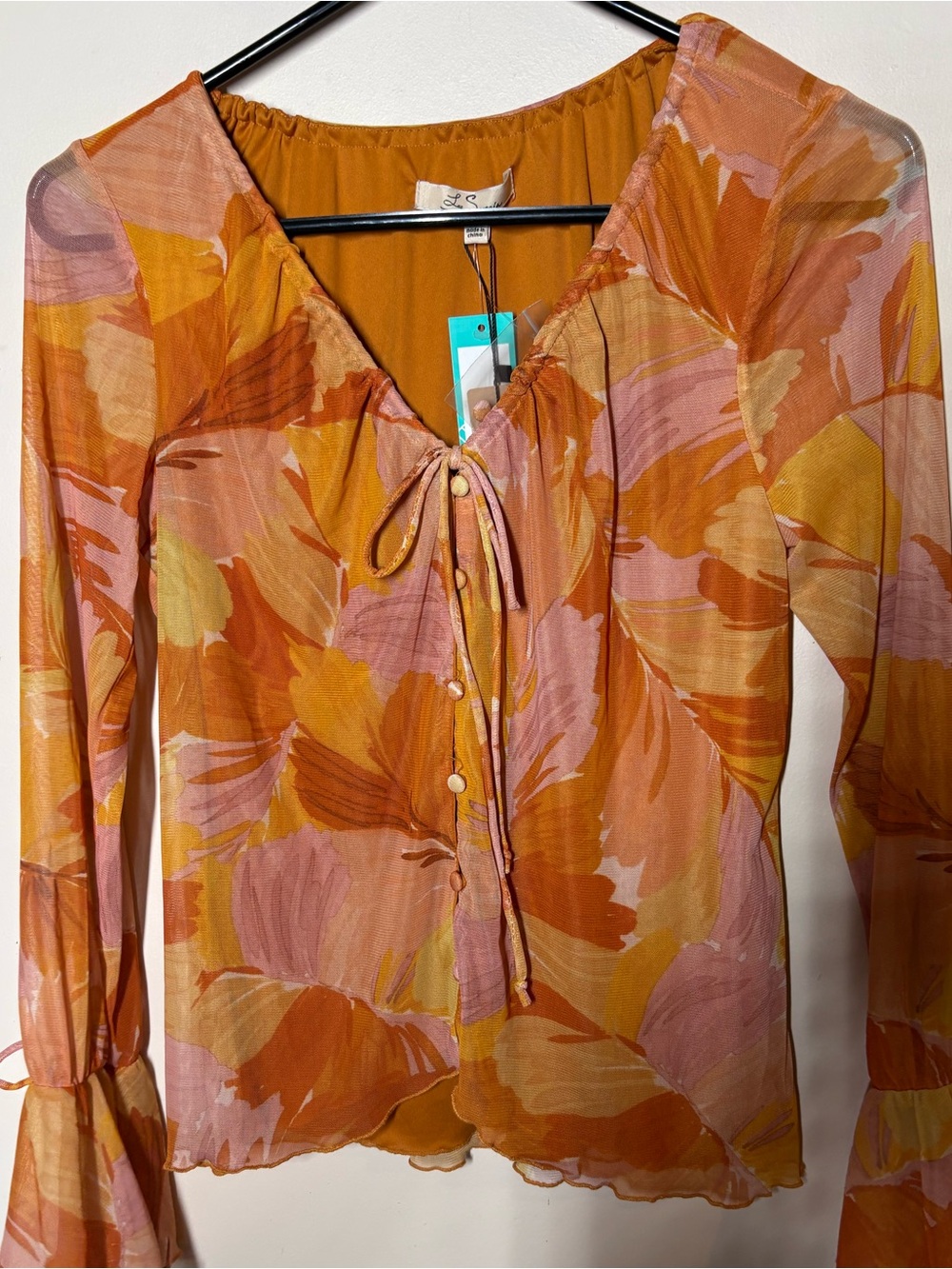 {NWT} Les Serein Boho Tie-Front Floral Blouse in Rust Pink - Bell Sleeves XS